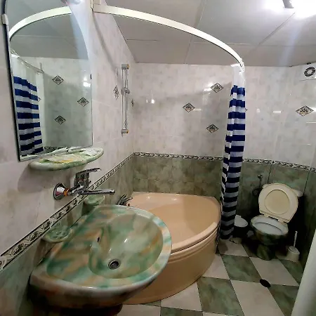 Family Paros 2 Hotel 2*