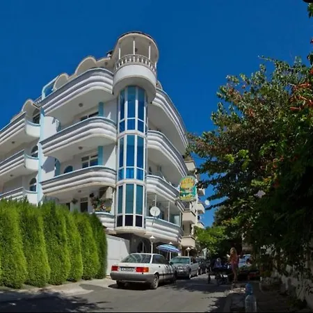 Hotel Family Paros 2