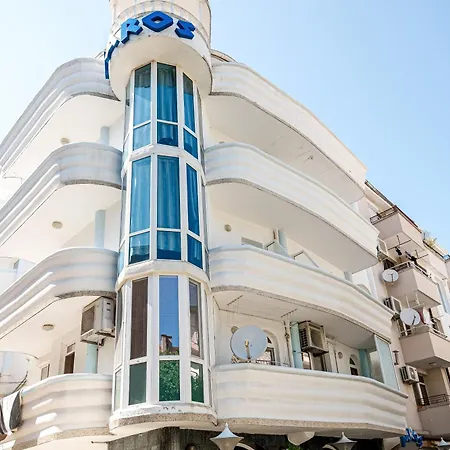 Hotel Family Paros 2 2*