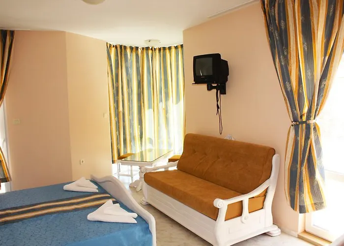 Hotel Family Paros 2